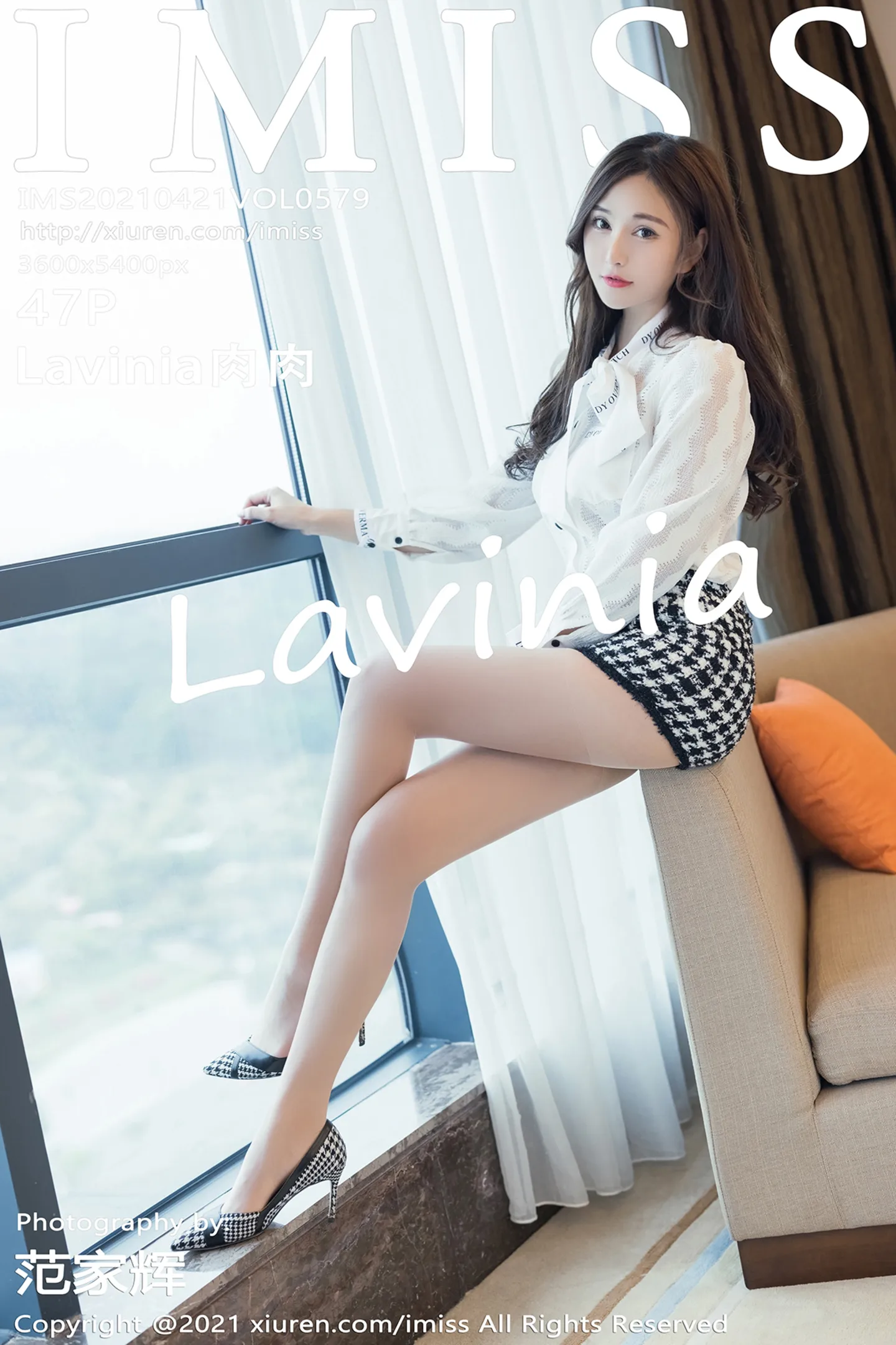 [IMISS爱蜜社]Vol.579_女神Lavinia都市OL着装主题半脱露性感内衣秀完美身材写真47P-秀人网 - XiuRen.Xyz
